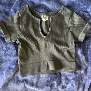 seamless crop top